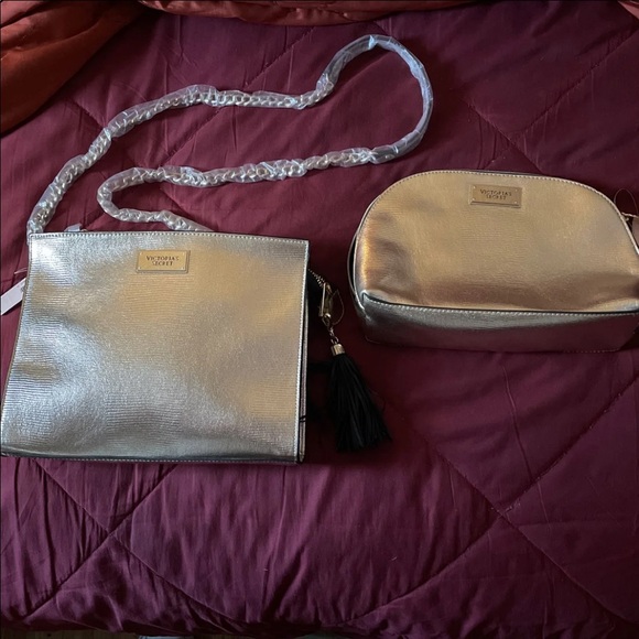 Victoria's Secret Handbags - Victoria Secret Purse & Makeup Bag New